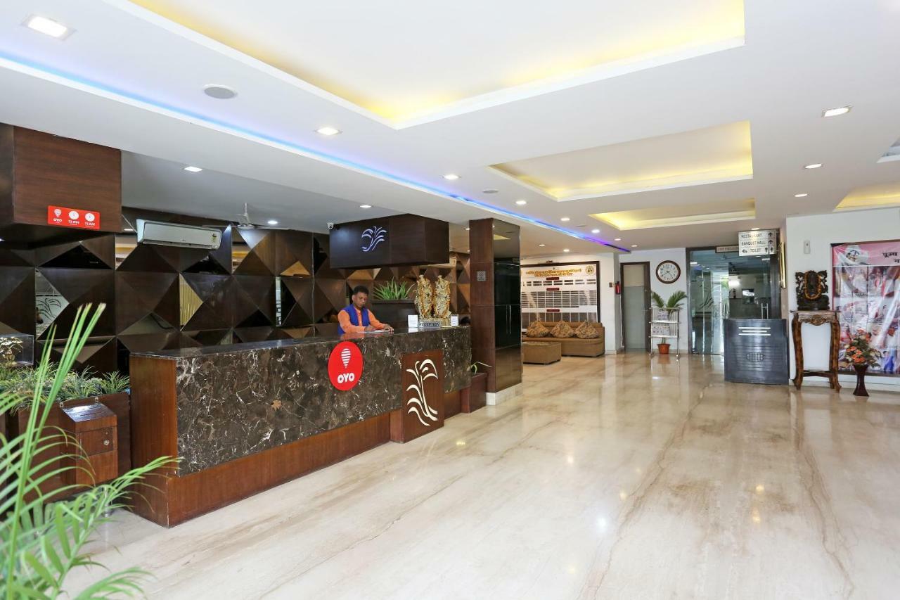 فندق Oyo 13564 Near Prem Mandir ماثورا المظهر الخارجي الصورة